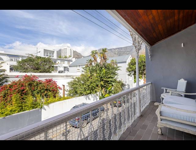 3 BEDROOM TOWNHOUSE TO LET IN GARDENS